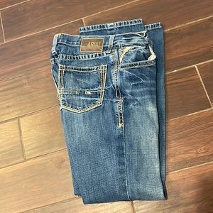 ARIAT jeans